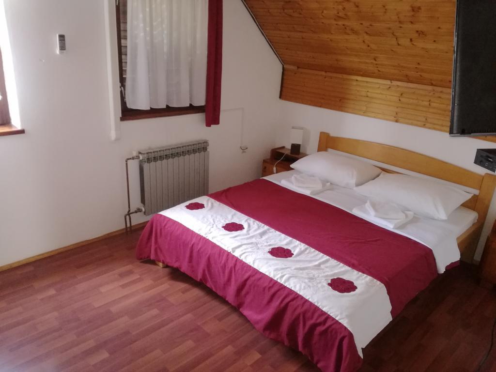 Guest accommodation Plavo oko Plitvička Jezera Extérieur photo